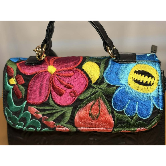 Floral Embroided Embossed Tooled Artisan LEATHER Crossbody Bag Purse - Black - Picture 12 of 16